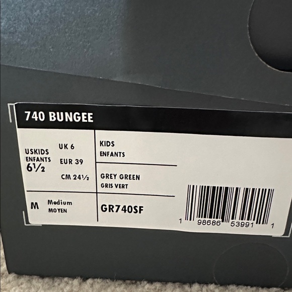 NWT New Balance 740 tennis shoes - Picture 3 of 6